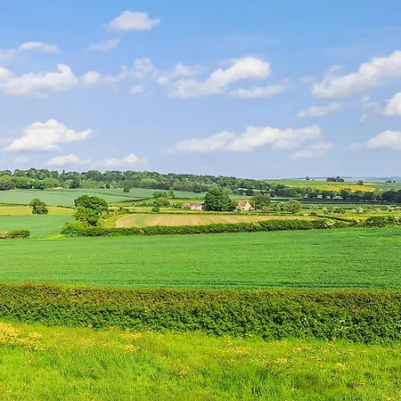 Foston Grange Bulmer